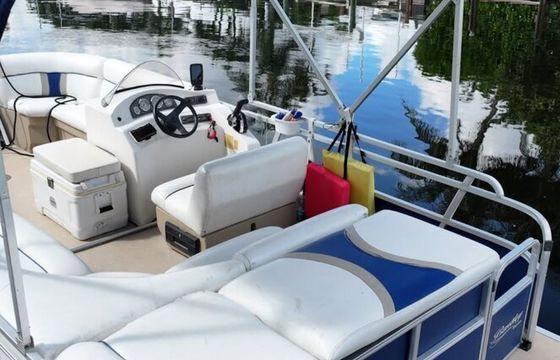 "22ft Pontoon – Dania Beach | Sandbar & Fishing | Up to 12 Guests"