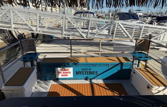 18-Passenger Tiki Bar Boat in Marina del Rey