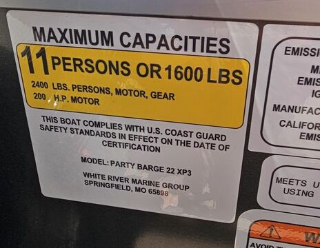 Lakefront Party Oasis: Party Barge Tritoon