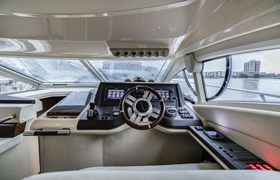 Luxury 48' Azimut Flybridge Yacht – Explore Tampa Bay in Style!