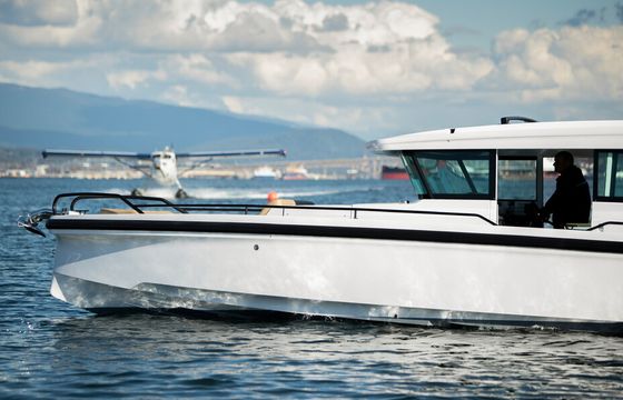 Luxury Adventure Boat – Key Largo - Alligator Reef, Sandbars, and More