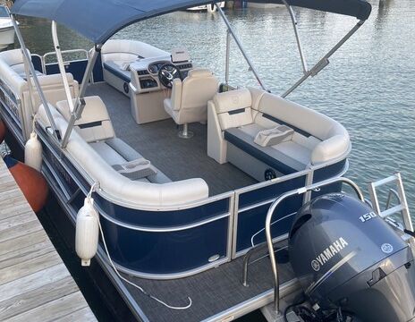 12 Passenger Pontoon - #1 Boat Rental in Galveston