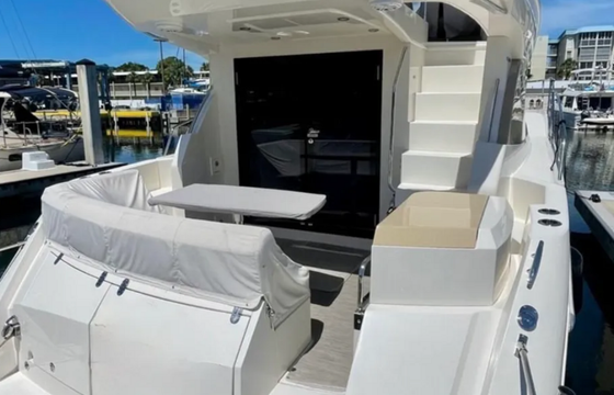 Carver 40 – Luxury Day Charter to Culebra