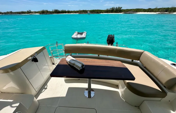 Carver 40 – Luxury Day Charter to Culebra