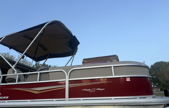 2025 Party Barge 9 ppl Pontoon Delivered to Your Preferred Ramp