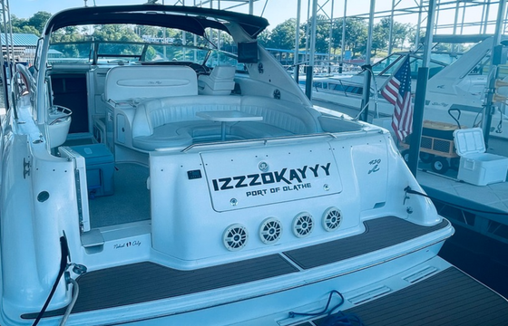 "Annabelles Wake": 450 Sundancer at Lake Ozark!
