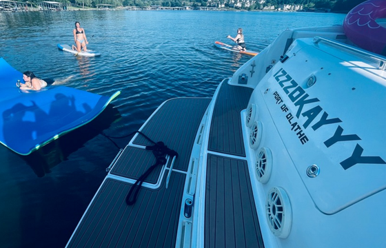"Annabelles Wake": 450 Sundancer at Lake Ozark!