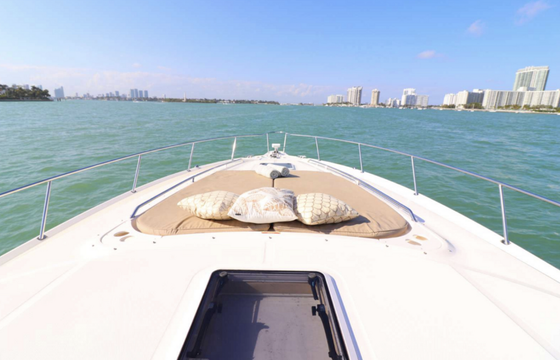 FREE HOUR | 50FT 13-PERSON  YACHT IN SOUTH BEACH
