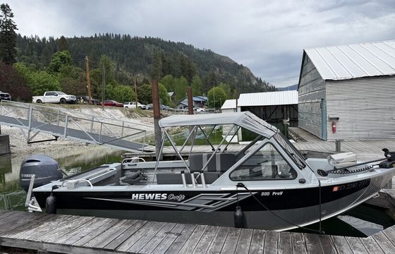 2023 Hewescraft Fishing Boat-Sits 8 Comfortably! Fish or Cruise!