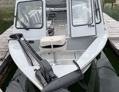 2023 Hewescraft Fishing Boat-Sits 8 Comfortably! Fish or Cruise!