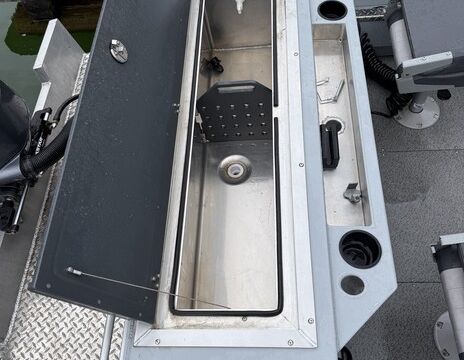 2023 Hewescraft Fishing Boat-Sits 8 Comfortably! Fish or Cruise!