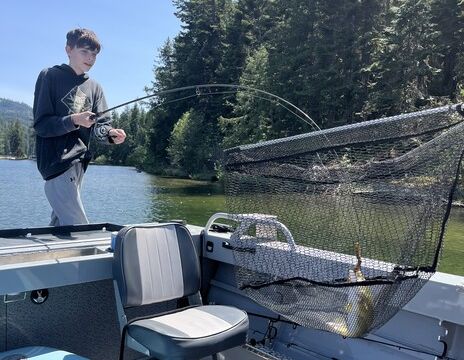 2023 Hewescraft Fishing Boat-Sits 8 Comfortably! Fish or Cruise!