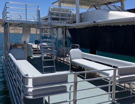 30 foot Party Pontoon with slide - 22 passenger boat - Captain include