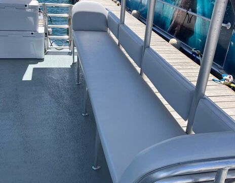 30 foot Party Pontoon with slide - 22 passenger boat - Captain include