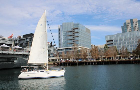 Sailing Tour up to 10 Guests in San Diego Bay