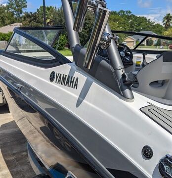 2021 Yamaha AR190 – Your Perfect Day on the Water Awaits!