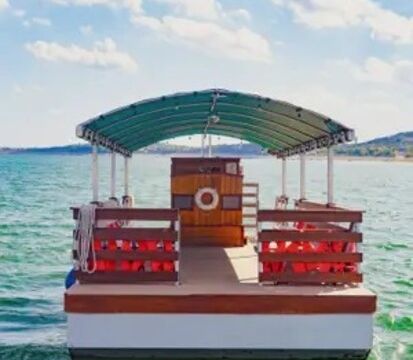 Lake Travis Party Cruise Aboard the Day Tripper – Up to 14 Guests