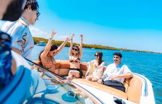 26' Party Deck Boat - Loud Sound System, Comfy Seats, Up to 12 Guests