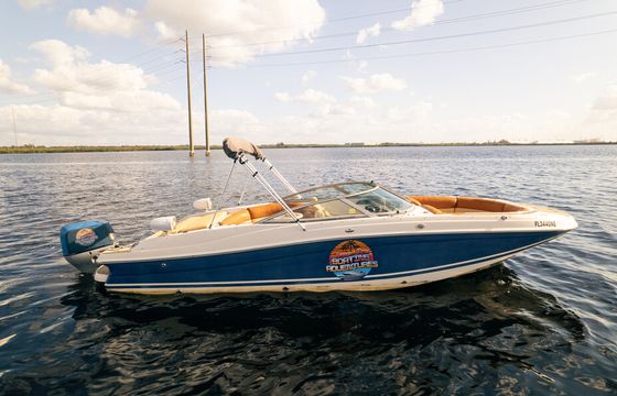 26' Party Deck Boat - Loud Sound System, Comfy Seats, Up to 12 Guests