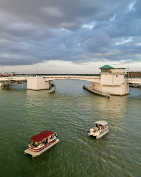 New pontoon 10passengers. John’s pass/ shell island tours