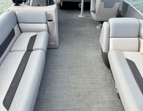 2023 23’ Princecraft Vectra Pontoon | Seats 12 | Orange Beach