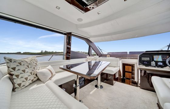 Luxury Galeon 53 Fly