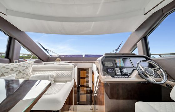 Luxury Galeon 53 Fly