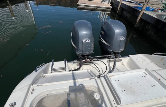 27' Triton Twin 150s w/ GPS TRACKS to popular destinations!