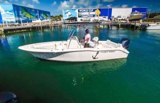 24' CC  w/ GPS TRACKS to popular fishing spots and other destinations!