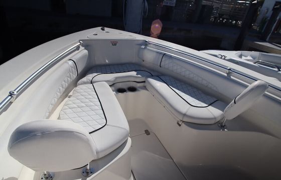 24' CC  w/ GPS TRACKS to popular fishing spots and other destinations!