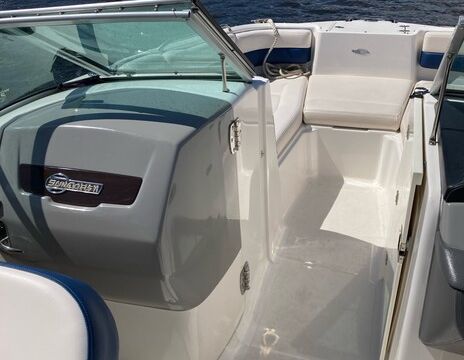 Sunset Breeze — 21' Chaparral Bowrider