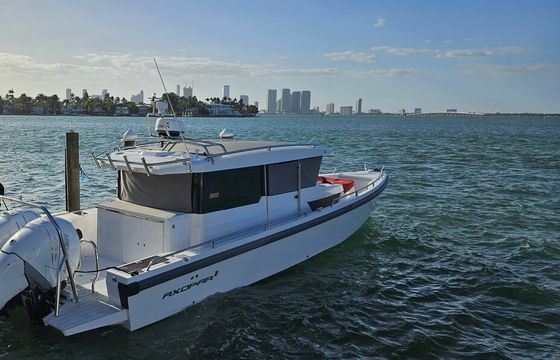 Beat Summer Heat with a Day on the Bay on a Sleek Sport Yacht!