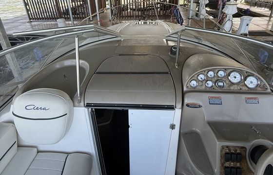 Relax in Style on a 24’ Bayliner Cabin Cruiser – Perfect for Lake Days