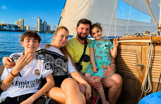 Private Sailing - Electric and Silent • Max 4 Guests • Sunny Isles FL