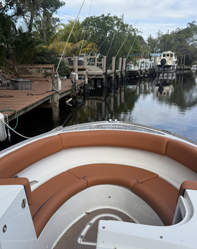 Chriscraft 28 foot bow rider/ large enough for whole family