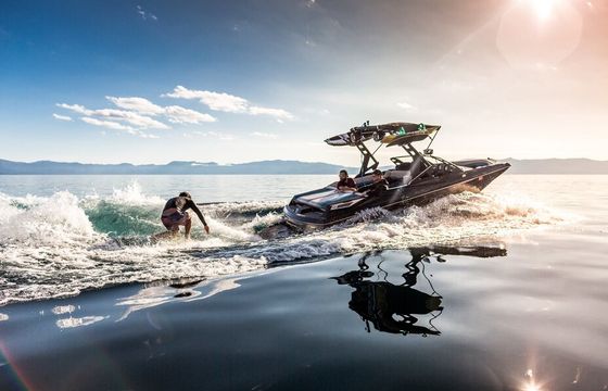2021 Axis wakesurf boat with Captain on Lake Tahoe!