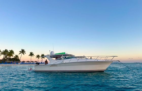 Riviera 40 best yacht to cruise to the local islands