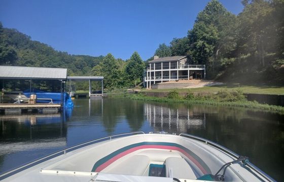 Lake of the Ozarks, Osage River, and Missouri River speed boat!