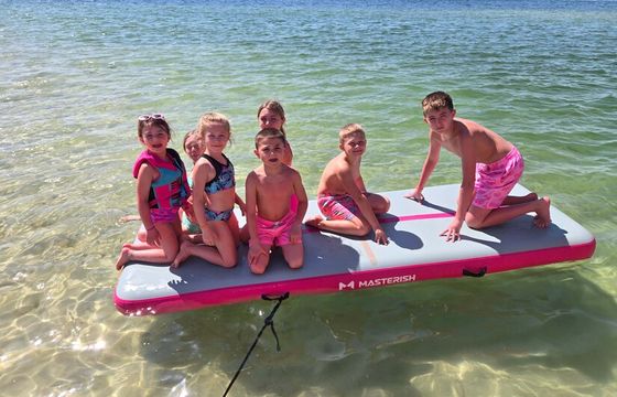 Pink Flamingo Tiki - 18 persons capacity