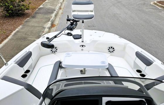 Lake Day Done Right – 2025 Tahoe 2150 CC w/ Everything You Need