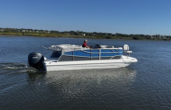 Blue Hurricane- Spacious with Fishing Features!