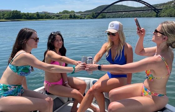 #1 Wake Surfing and Wakeboarding for Lake Travis - 14 ppl!