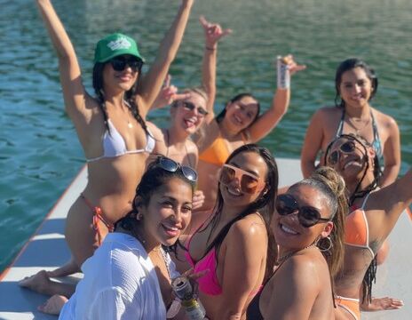 #1 Wake Surfing and Wakeboarding for Lake Travis - 14 ppl!