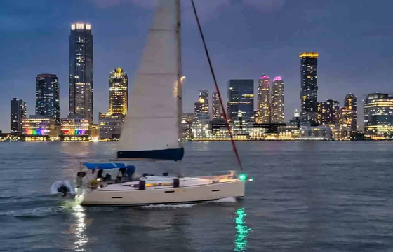 Luxurious Racer/Cruiser Sloop - 2015 Jeanneau 409