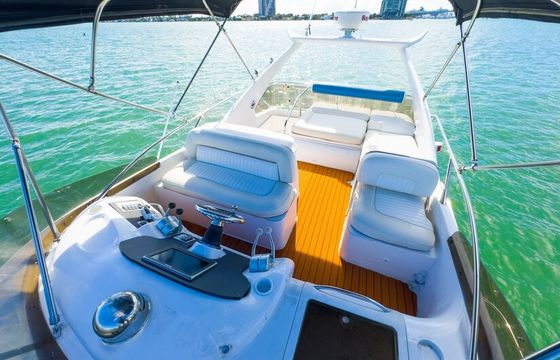 Enjoy Miami In 50FT SUNSEEKER MANHATTAN!