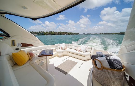60' Birthday Yacht • 13 Guests • Free Hour • Miami