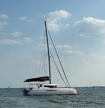 Luxury NEEL 47 Trimaran Charter – NYC, Fire Island & Provincetown