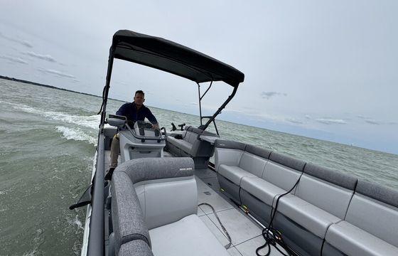 Sea-Doo Switch 21' Cruise - Pontoon Jet Boat - Lake Erie FUN!!!
