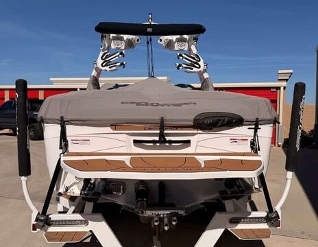 2024 Centurion Ri245: The Ultimate World-Class Surf and Luxury
