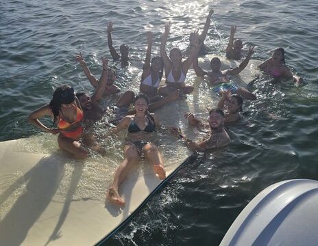 Experience "HABANA“ Sundancer 37FT in Miami!